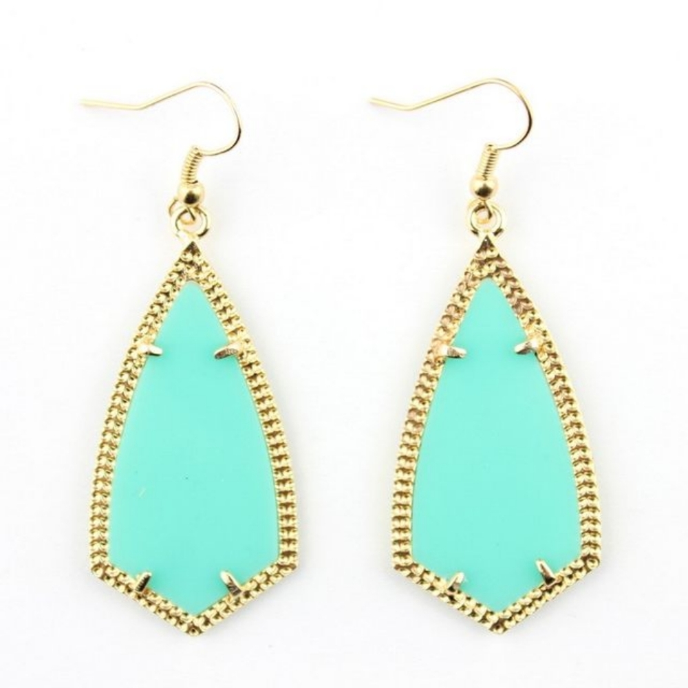 New Gorgeous 🥰 Teal Green Diamante Dangle Earring